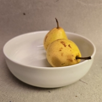 hvid-rund-porcelaensskaal-enkel-retroskaal-